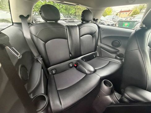 Used 2018 MINI Cooper 2-Door Hardtop FWD image 24