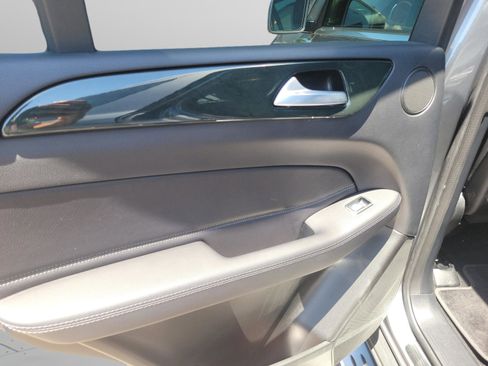 Used 2017 Mercedes-Benz GLE 350 image 5