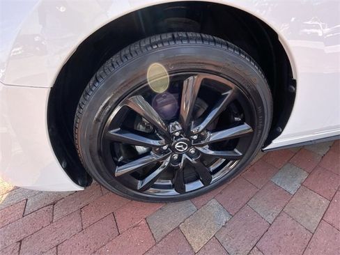 Used 2022 MAZDA MAZDA3 s image 29