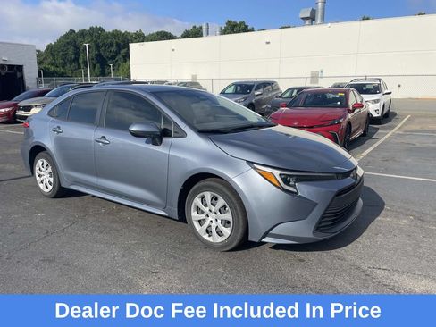 Used 2024 Toyota Corolla LE FWD image 1