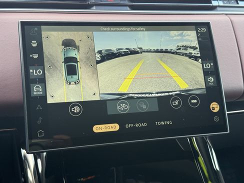 Used 2024 Land Rover Range Rover Sport Dynamic SE image 33