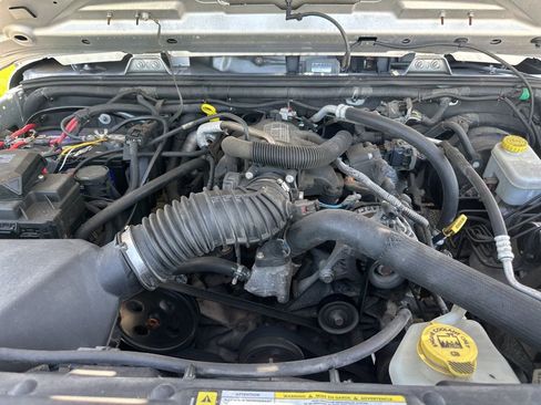 Used 2010 Jeep Wrangler Unlimited Sport AWD/4WD image 12