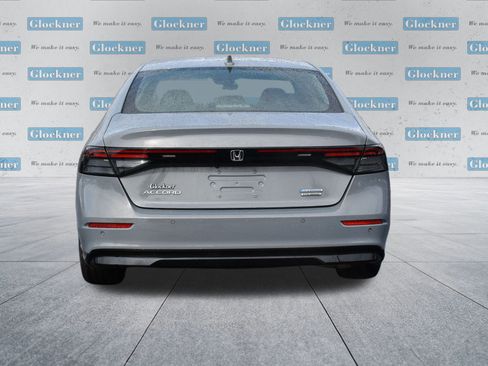 Used 2023 Honda Accord Touring image 7