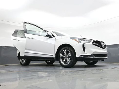 Used 2025 Acura RDX w/ Technology Package image 45