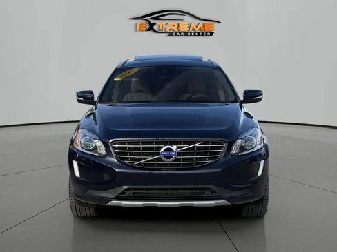 Used 2017 Volvo XC60 T6 Inscription w/ Climate Package image 9