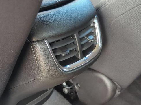Used 2023 Chevrolet Malibu LT FWD image 20