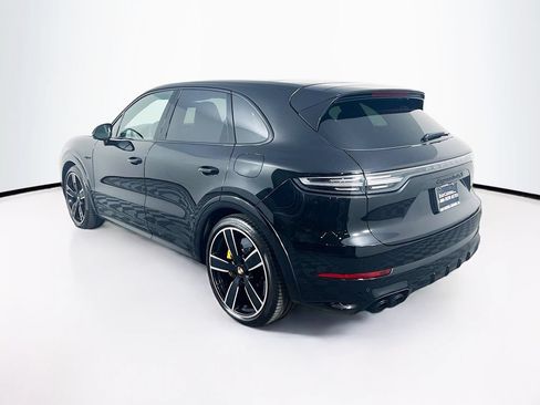 Certified 2023 Porsche Cayenne Turbo S AWD/4WD image 3