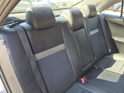 Used 2013 Toyota Camry SE w/ Convenience Pkg image 15