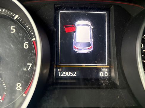 Used 2016 Volkswagen GTI S FWD image 23