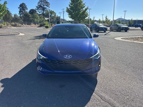 Used 2021 Hyundai Elantra SEL w/ Convenience Package FWD image 16
