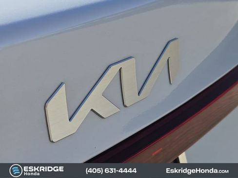 Used 2023 Kia Forte LXS w/ LXS Technology Package image 11