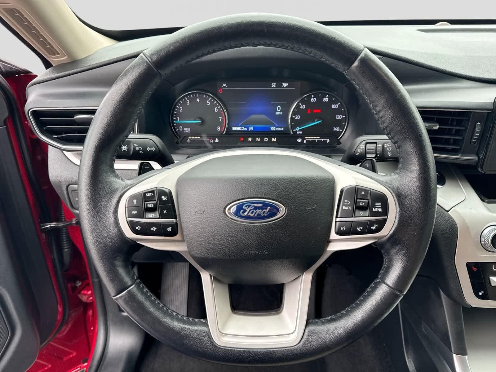 Used 2020 Ford Explorer XLT w/ Equipment Group 202A RWD image 28