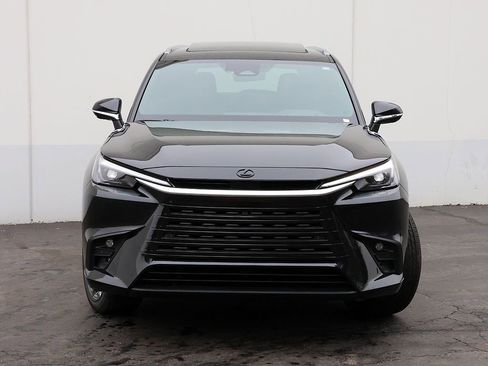 New 2026 Lexus TX 550h AWD Plug-In Hybrid w/ Technology Package image 5