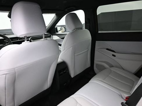 New 2026 Jeep Cherokee Laredo AWD/4WD image 12