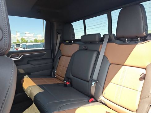 New 2026 Chevrolet Silverado 2500 High Country w/ High Country Premium Package AWD/4WD image 14
