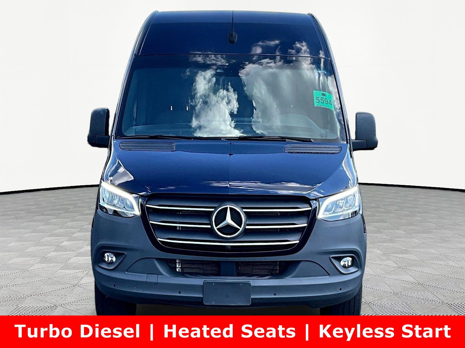 Used 2024 Mercedes-Benz Sprinter 2500 image 2
