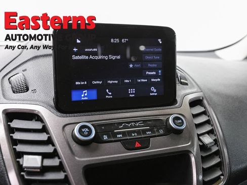 Used 2020 Ford Transit Connect XLT FWD image 19