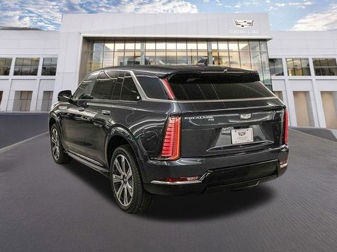 New 2026 Cadillac Escalade IQ Luxury 2 AWD/4WD image 6