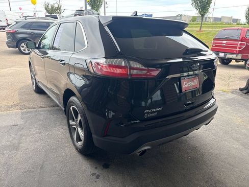 Used 2020 Ford Edge SEL w/ Convenience Package AWD/4WD image 2