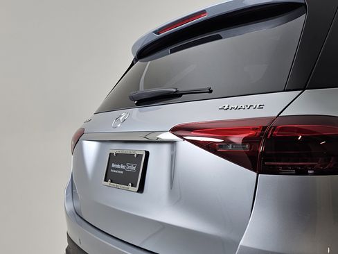 Certified 2025 Mercedes-Benz GLE 450 GLE 450 image 28
