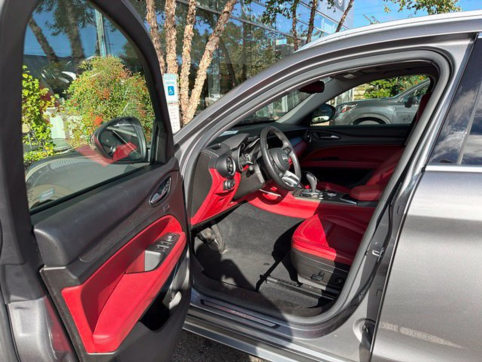 Used 2021 Alfa Romeo Stelvio Ti w/ Active Assist 2 Package TI AWD/4WD image 13