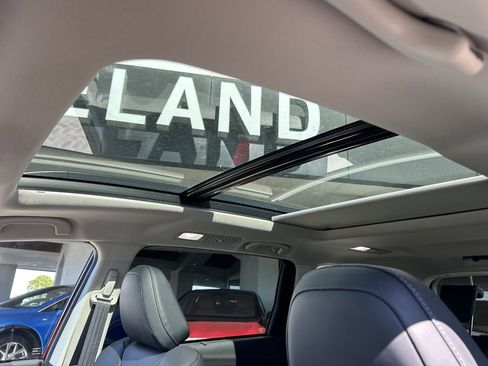 New 2026 Subaru Ascent Limited AWD/4WD image 23