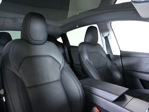 Used 2026 Tesla Model Y 2WD image 15