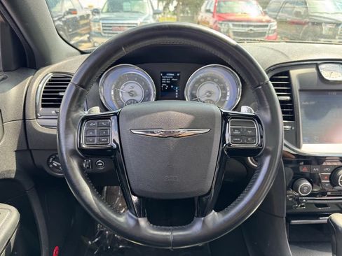 Used 2014 Chrysler 300 S AWD/4WD image 28