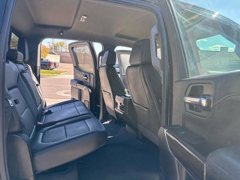 Used 2020 Chevrolet Silverado 1500 RST image 23