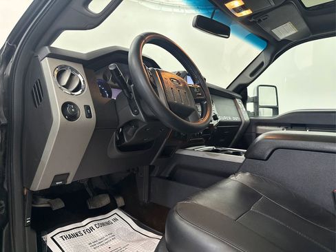 Used 2013 Ford F250 Lariat w/ Lariat Ultimate Pkg AWD/4WD image 28