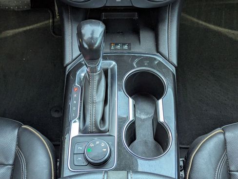 Used 2019 Chevrolet Blazer Premier w/ Driver Confidence II Package image 19