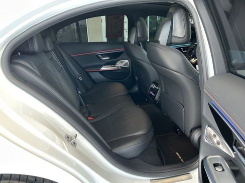 Used 2026 Mercedes-Benz E 53 AMG e 4MATIC Sedan image 37