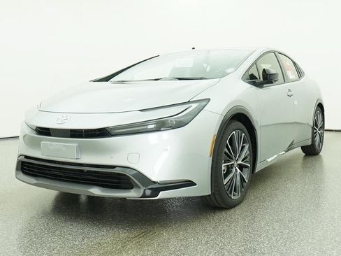 New 2027 Toyota Prius XLE FWD image 32