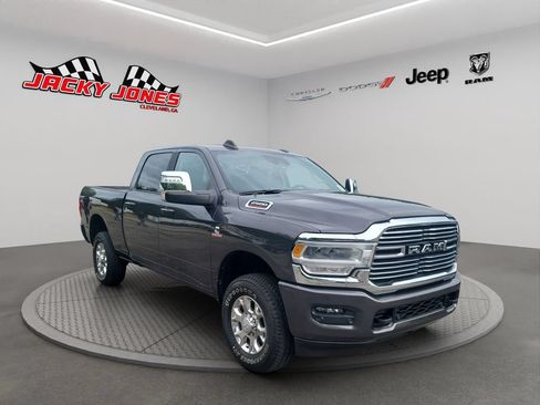 Used 2024 RAM 2500 Laramie w/ Safety Group AWD/4WD image 9