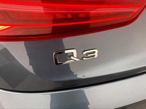 Used 2018 Audi Q3 2.0T Premium Plus w/ Premium Plus Package AWD/4WD image 32