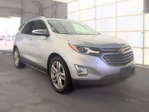 Used 2019 Chevrolet Equinox Premier AWD/4WD image 2