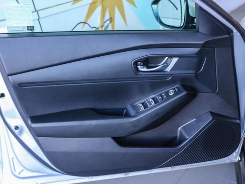 Certified 2025 Honda Accord LX image 21