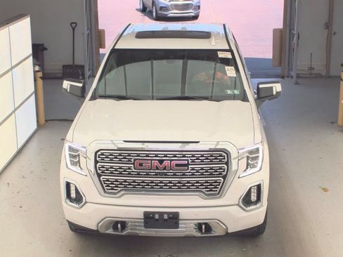 Used 2021 GMC Sierra 1500 Denali w/ Denali Ultimate Package AWD/4WD image 3