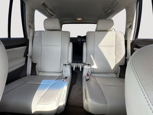 Used 2017 Lexus GX 460 image 13