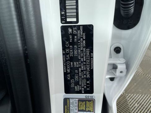 New 2025 Kia K4 EX image 48