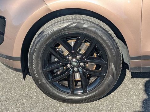 Used 2026 Land Rover Range Rover Evoque S image 10