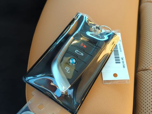 Used 2025 BMW i4 eDrive40 w/ Driving Assistance Package image 36