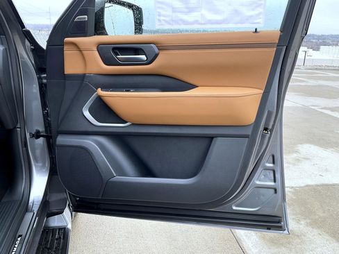 New 2026 Nissan Armada Platinum Reserve image 17