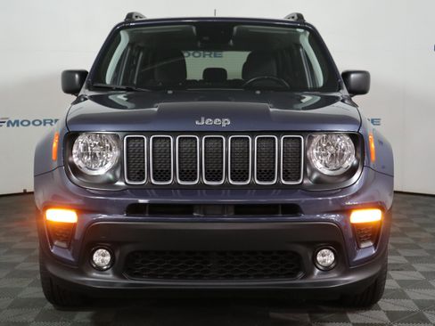 Used 2023 Jeep Renegade Latitude w/ Premium Group AWD/4WD image 13