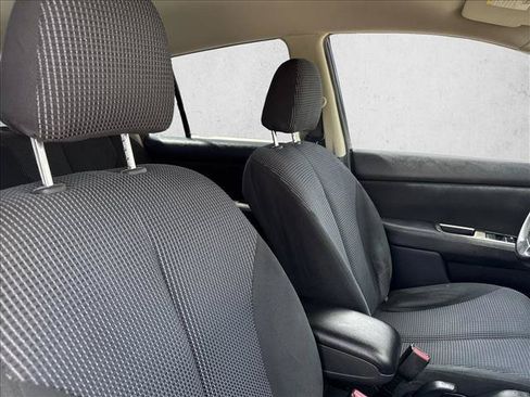 Used 2012 Nissan Versa Hatchback FWD image 14