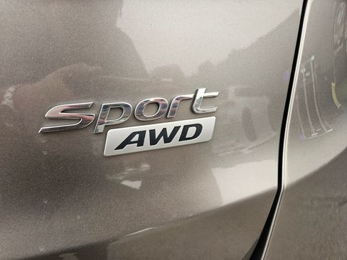 Used 2018 Hyundai Santa Fe Sport w/ 2.4L Value Package 02 AWD/4WD image 6