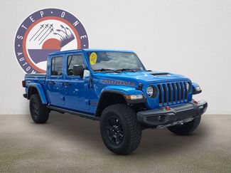 Used 2023 Jeep Gladiator Mojave w/ Trailer Tow Package video 2