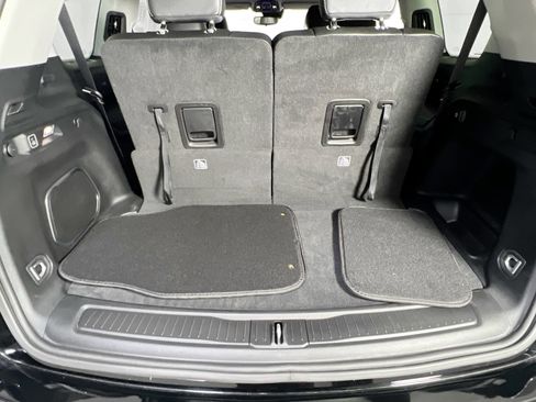 Used 2022 Jeep Grand Cherokee L Limited image 25