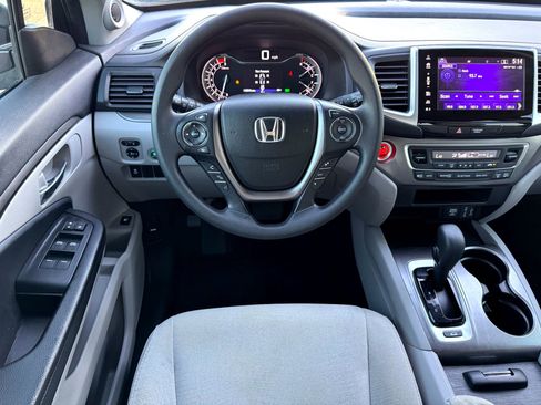 Used 2018 Honda Pilot EX image 22