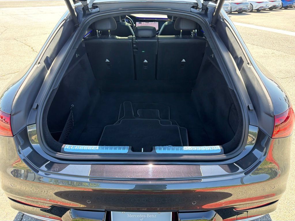 Used 2023 Mercedes-Benz EQS 580 4MATIC Sedan image 15